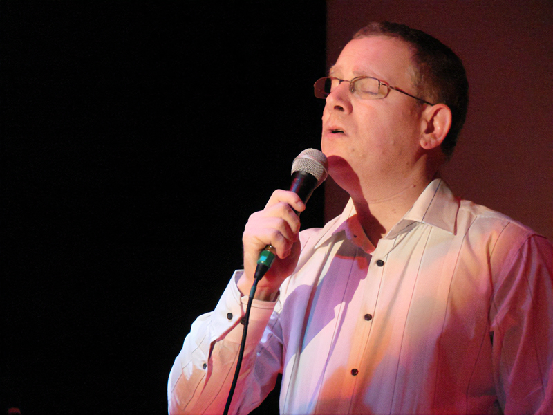 Photo de la troupe Si on c'Hantay déguisée à l'occasion de leur spectacle Cabaret