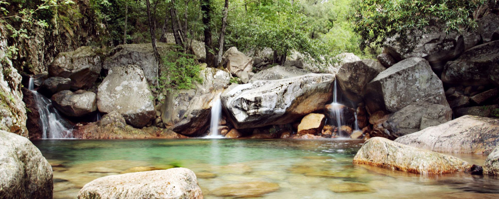 Canyon de la Vacca Bavella l'un des plus beaux canyons de Corse